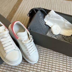 Alexander Mcqueen Sneaker